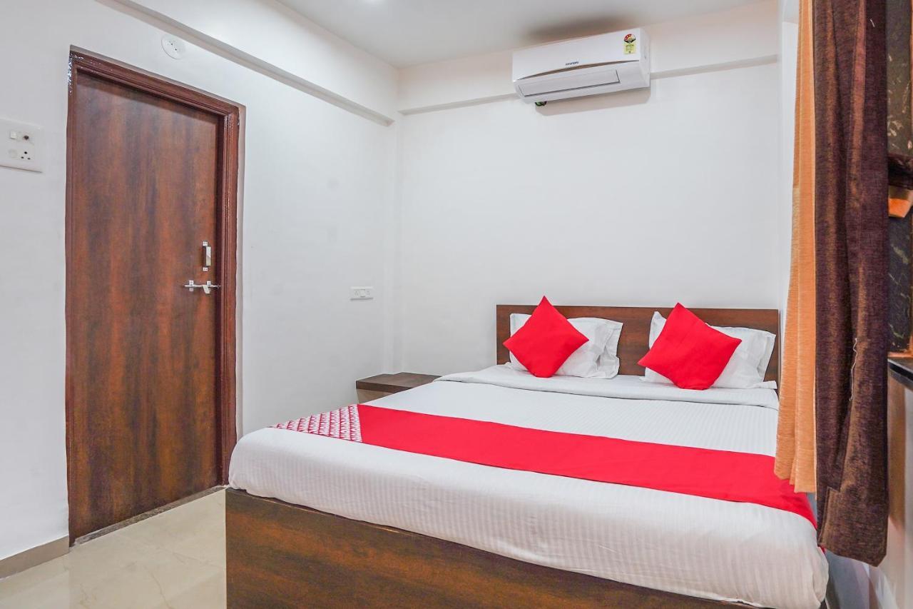 Oyo Flagship 70264 Hotel Vrindavan Mangvadi Kültér fotó