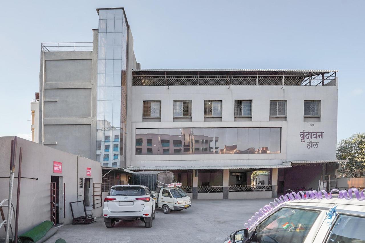 Oyo Flagship 70264 Hotel Vrindavan Mangvadi Kültér fotó
