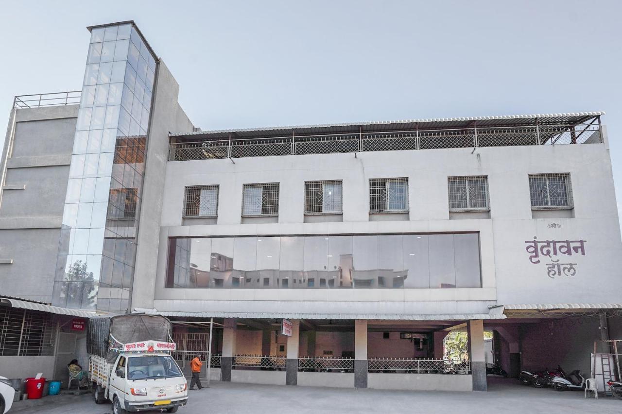Oyo Flagship 70264 Hotel Vrindavan Mangvadi Kültér fotó