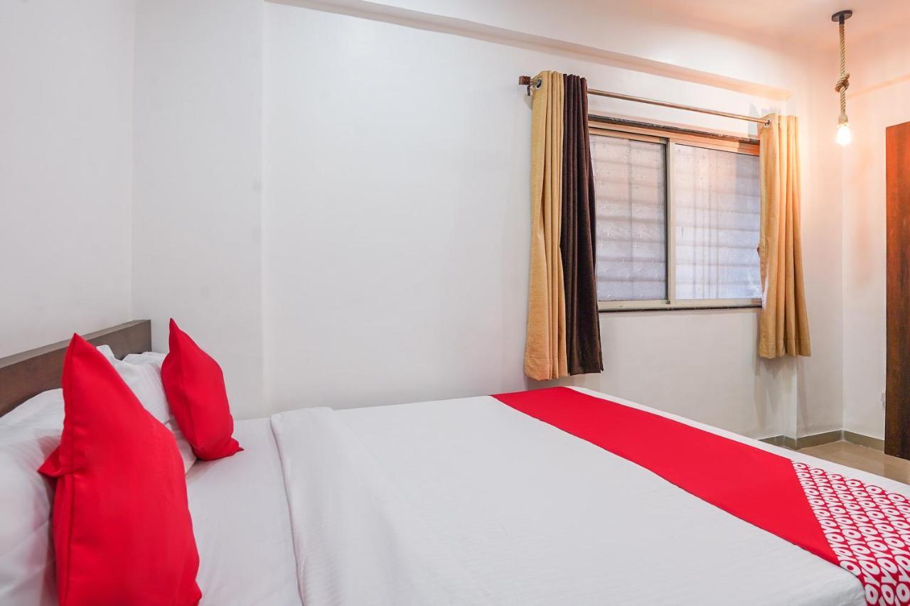 Oyo Flagship 70264 Hotel Vrindavan Mangvadi Kültér fotó